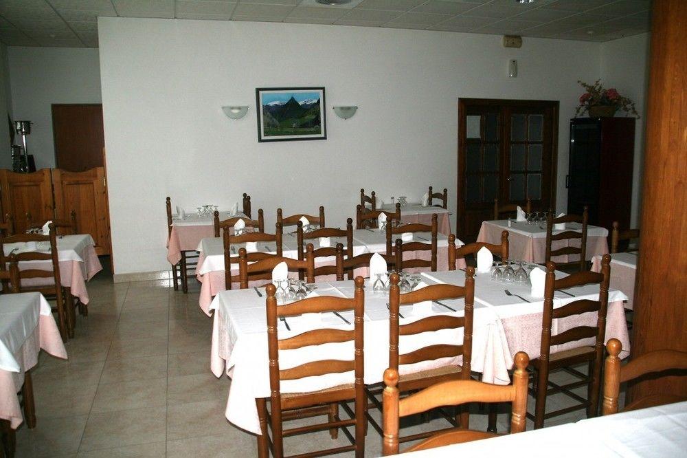 Hotel Puitavaca Ribera de Cardos Exterior photo